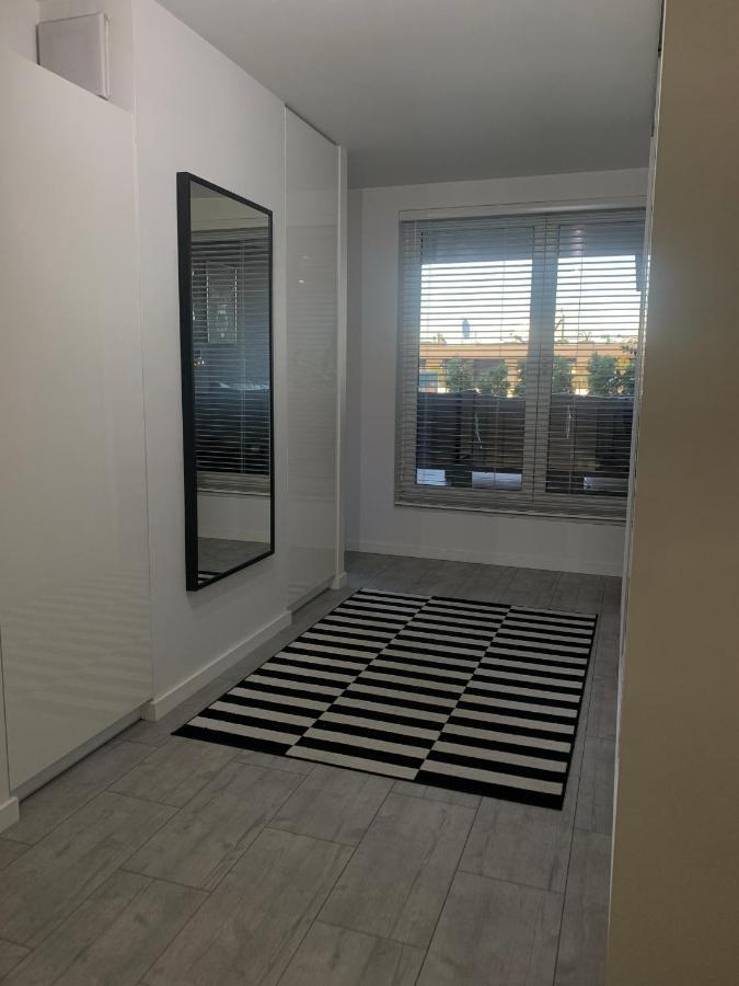 Appartamento Two-Levels Penthouse With A Garden In The City Center Łódź Esterno foto