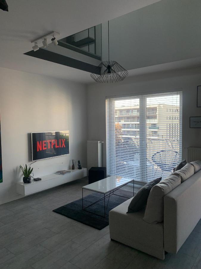 Appartamento Two-Levels Penthouse With A Garden In The City Center Łódź Esterno foto